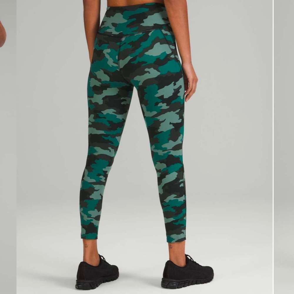 Lululemon 2021 Base Pace High-Rise Running Tight 25" Heritage 365 Camo Sz 6 - Picture 2 of 10